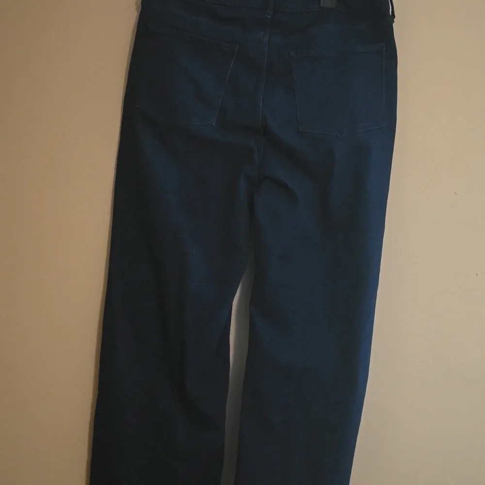 New Old Navy Women's‎ Size 16 High Rise Wide Leg Dark Wash WOW Jeans